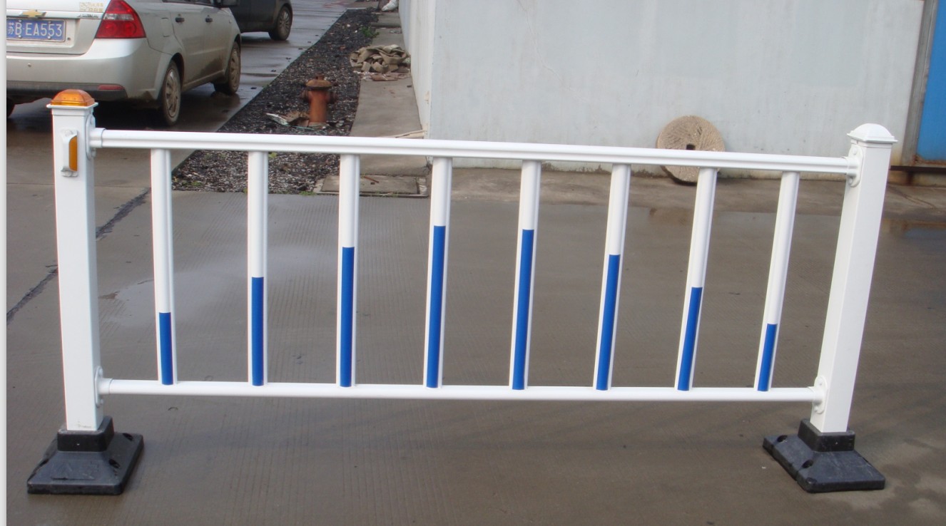 公路護欄網(wǎng)