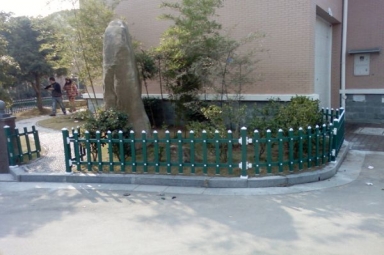 草坪護欄網規格