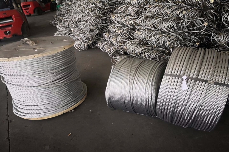 邊坡主動防護網